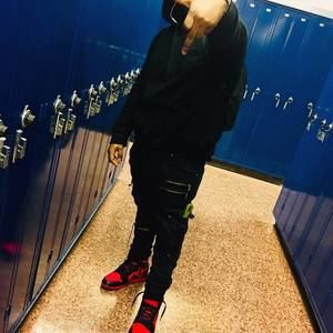 Meet your Posher, Brazzy